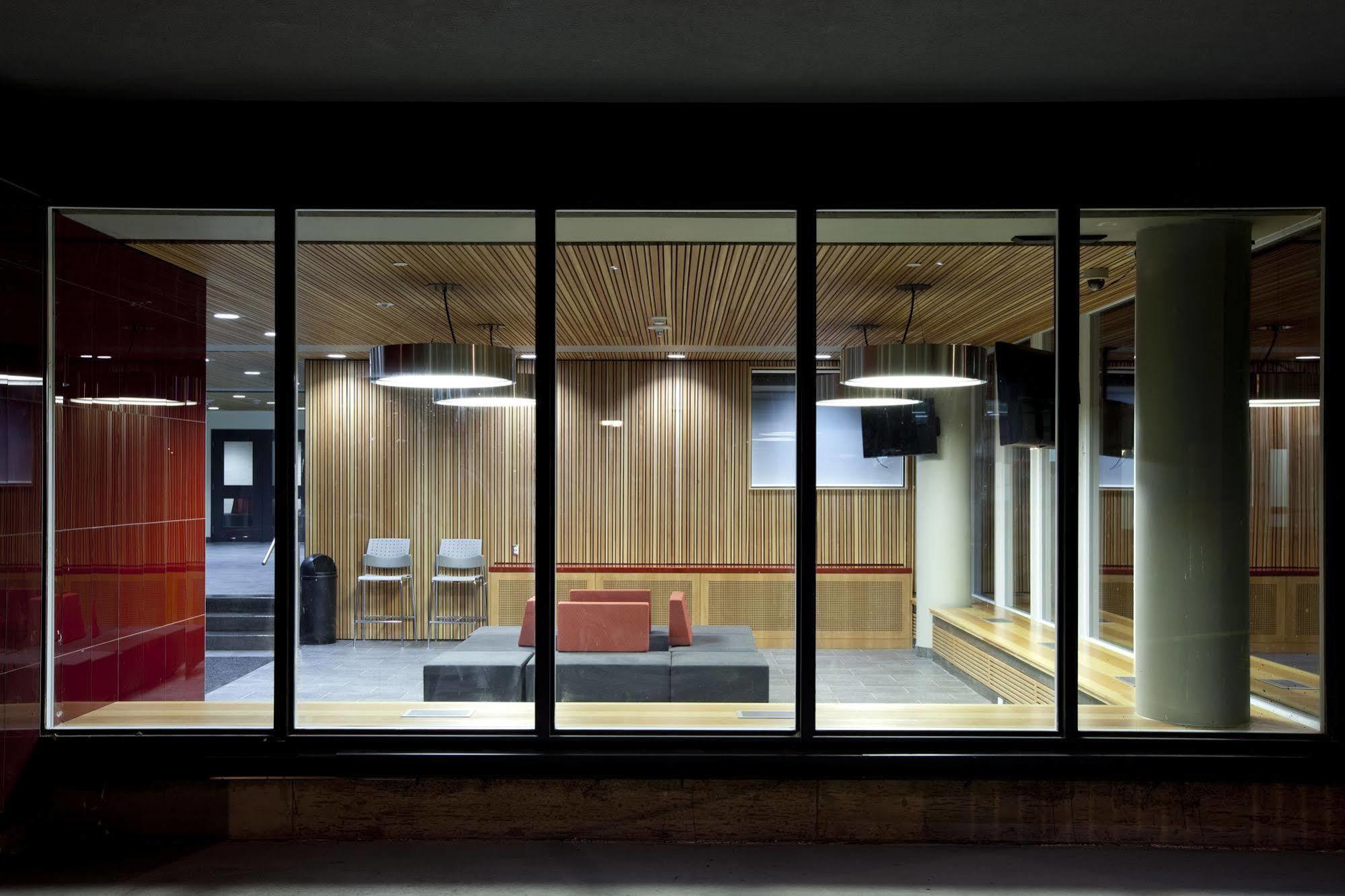 University Of Calgary - Seasonal Residence 外观 照片